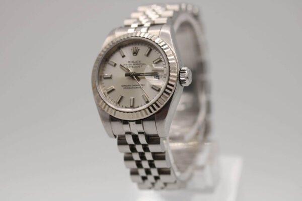 Lady Datejust 179174 2006 below angled view
