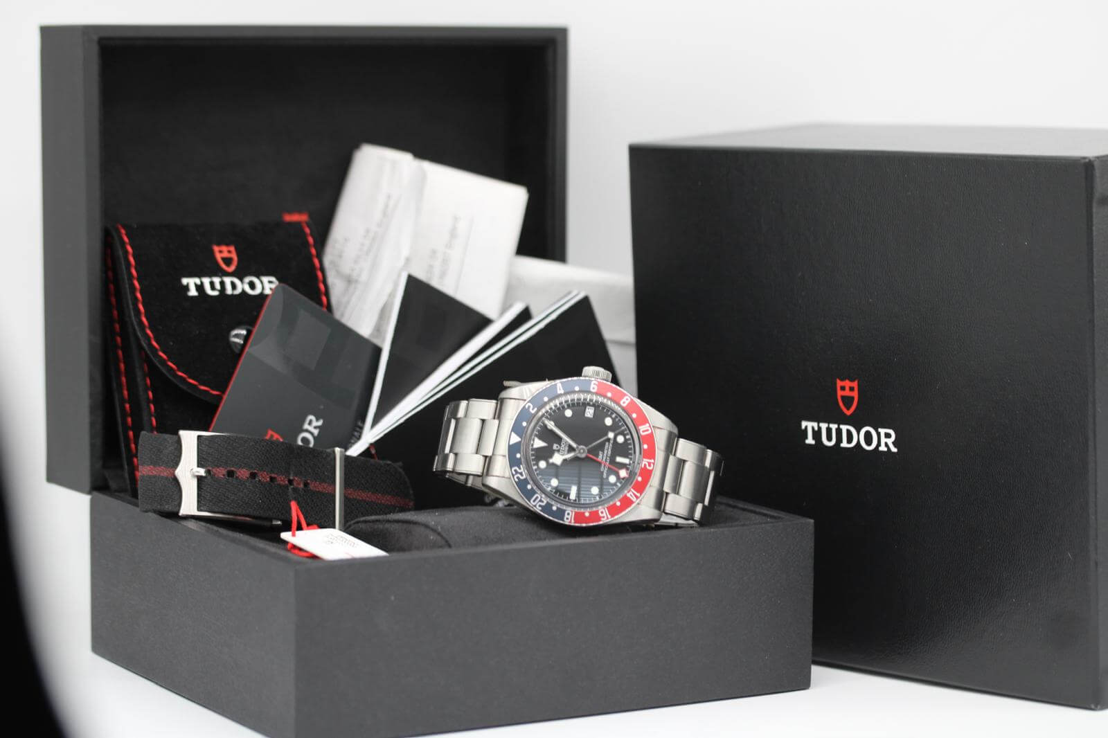 Black Bay GMT 79830RB Pepsi - Image 4